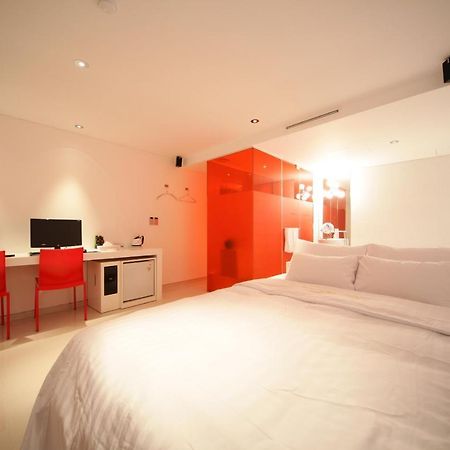 Hotel Pop Jongno Seúl Exterior foto