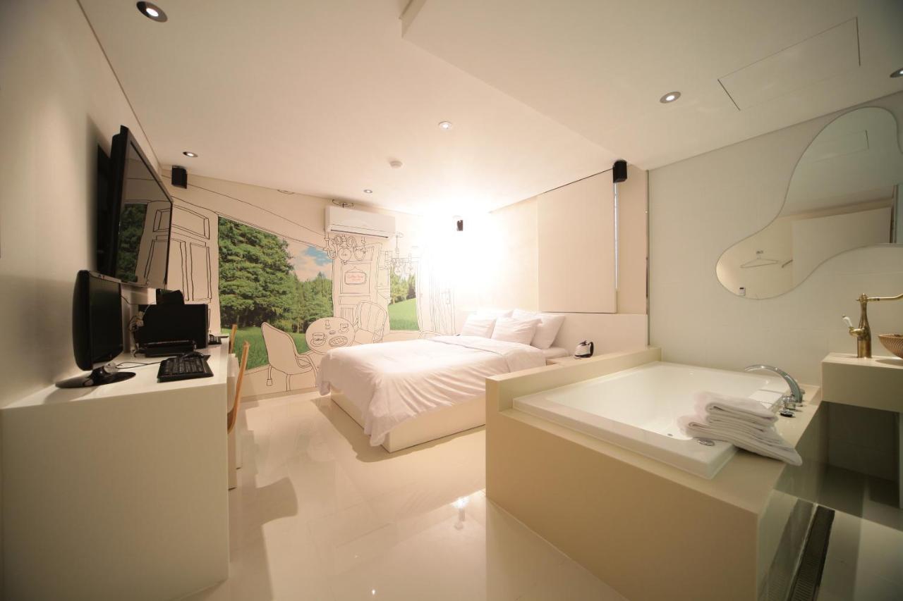 Hotel Pop Jongno Seúl Exterior foto